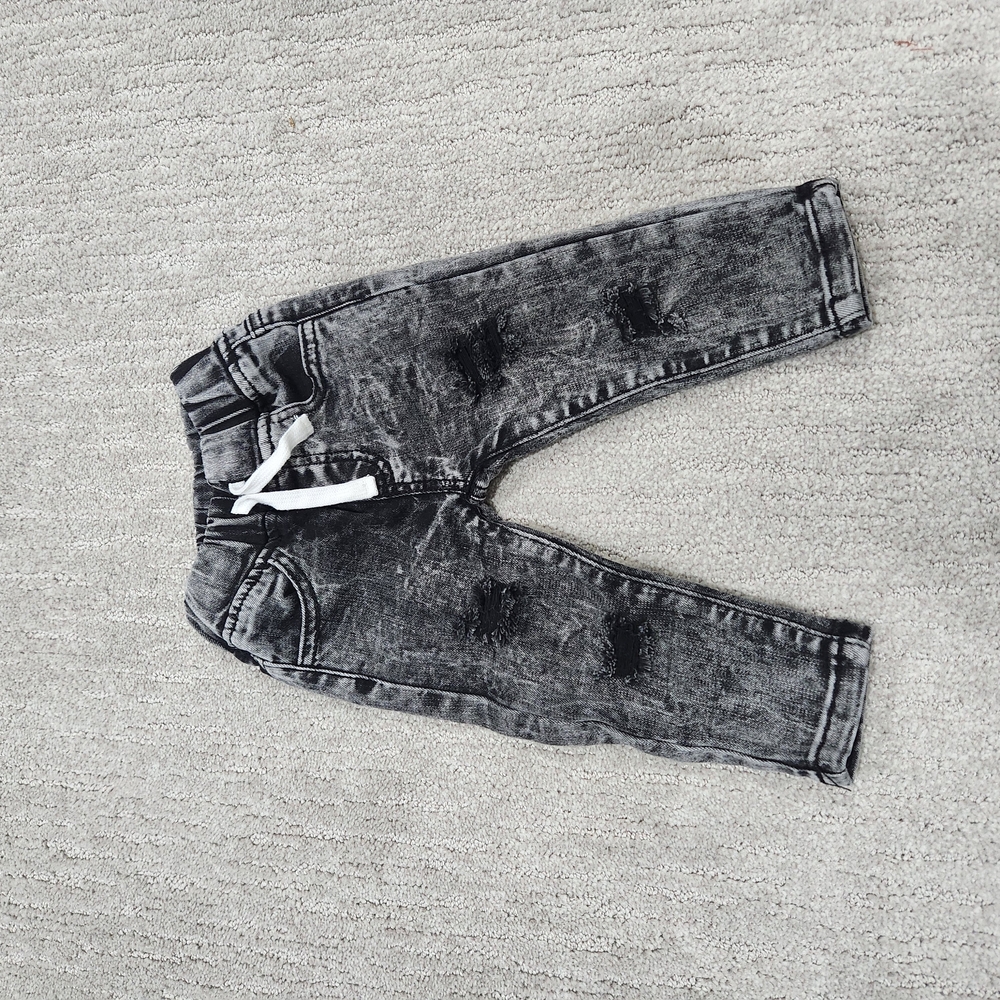 Distressed Black Denim Jeans